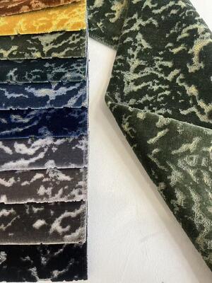 Heavy Weight 590GSM Velvet Jacquard Sofa Fabric