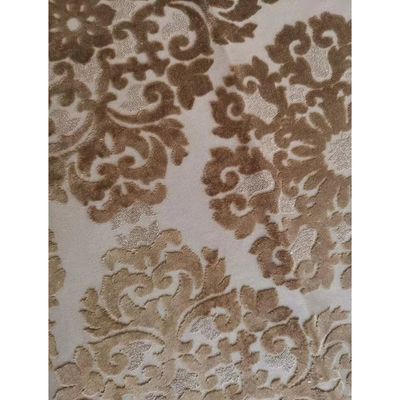 Damask Cutting Velvet Polyester Fabric Anti Static Customizable For Sofa
